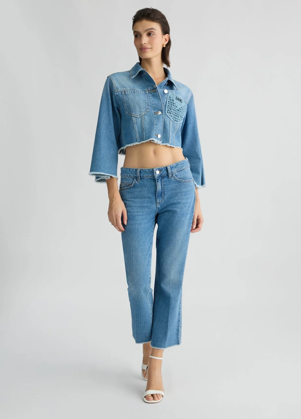 CROPPED DENIM JACKET MID BLUE