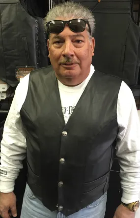 Gun pocket straight bottom leather vest