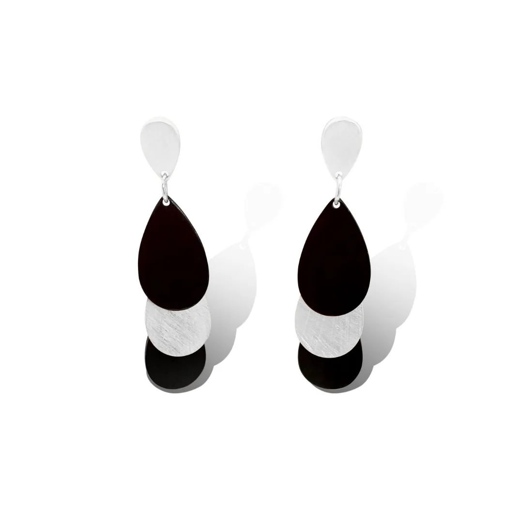 Ovale Silver and Black Earrings