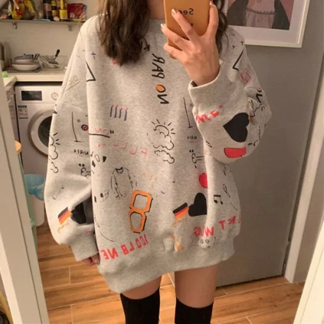 Women's Graffiti Print Sweatshirt – Loose Long Sleeve Pullover, 2025 Fashion Streetwear Casual Hoodie for Spring & Autumn